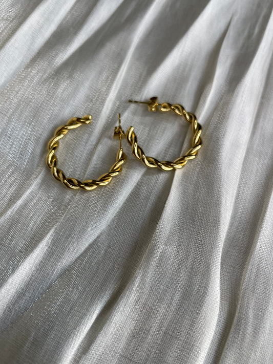 Boucles d'Oreilles Créoles Dorées Tressées
